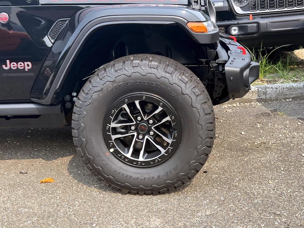 New 2026 Jeep Wrangler Rubicon X Sport Utility
