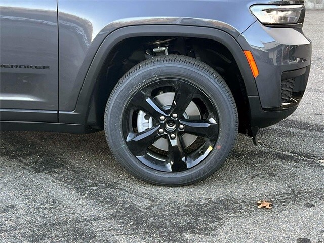 2025 Jeep Grand Cherokee Altitude X photo 3