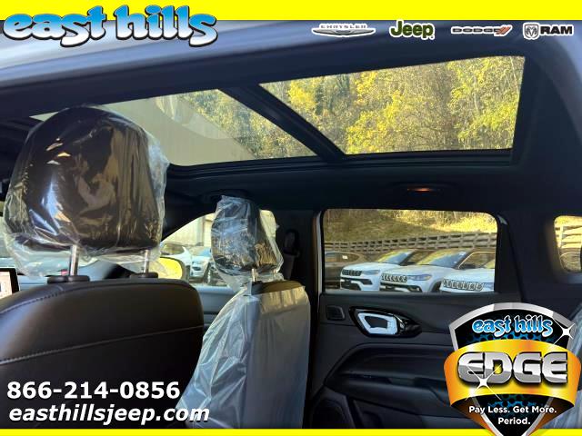 2025 Jeep Compass Limited photo 4