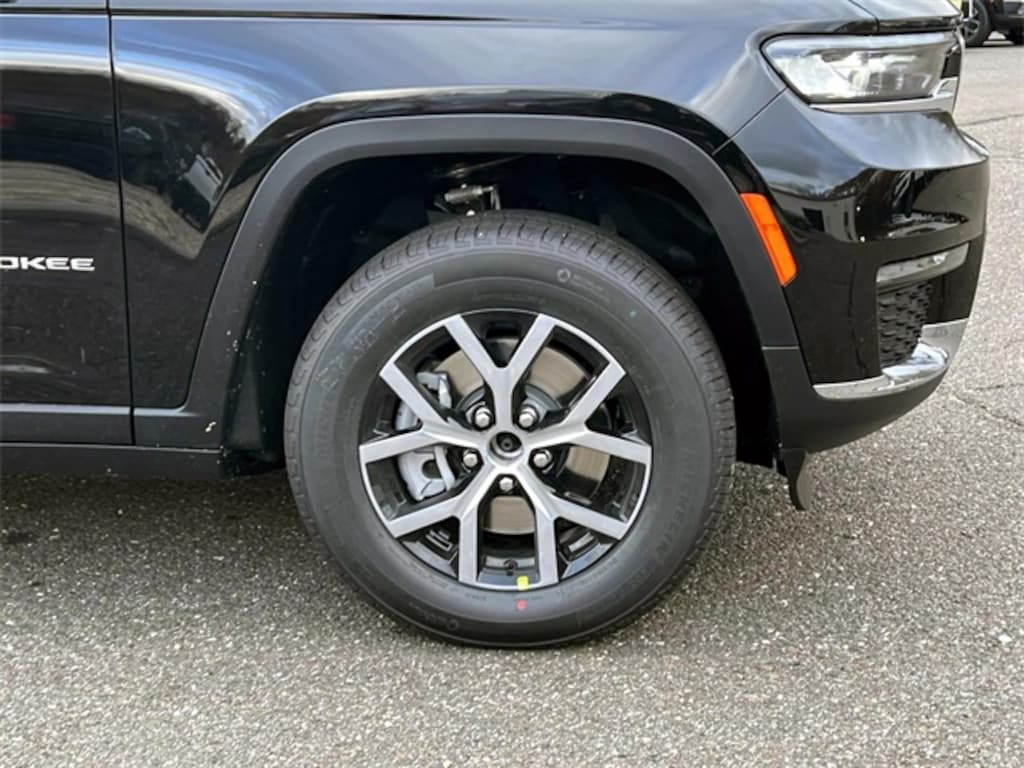 New 2025 Jeep Grand Cherokee L LIMITED 4X4 Sport Utility