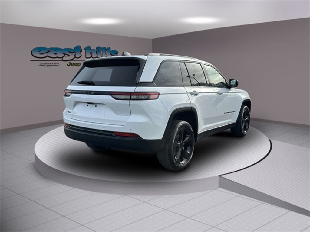 Certified 2023 Jeep Grand Cherokee Altitude SUV
