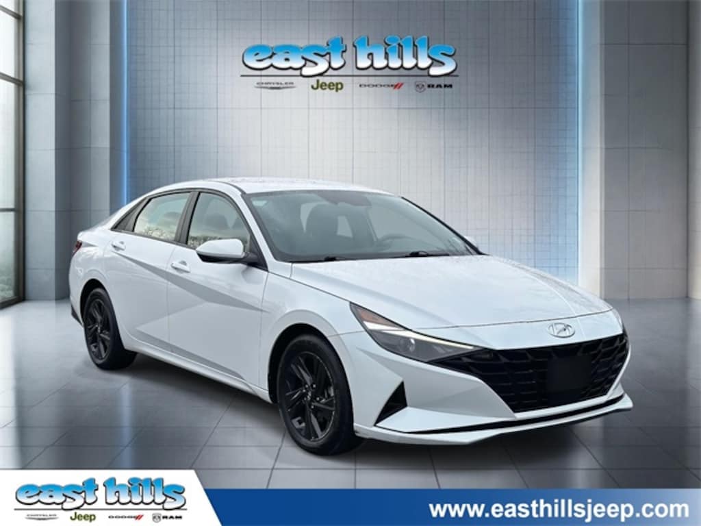 Used 2022 Hyundai Elantra SEL Sedan