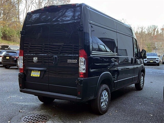 2026 Ram ProMaster 1500 SLT Cargo Van High Roof photo 2