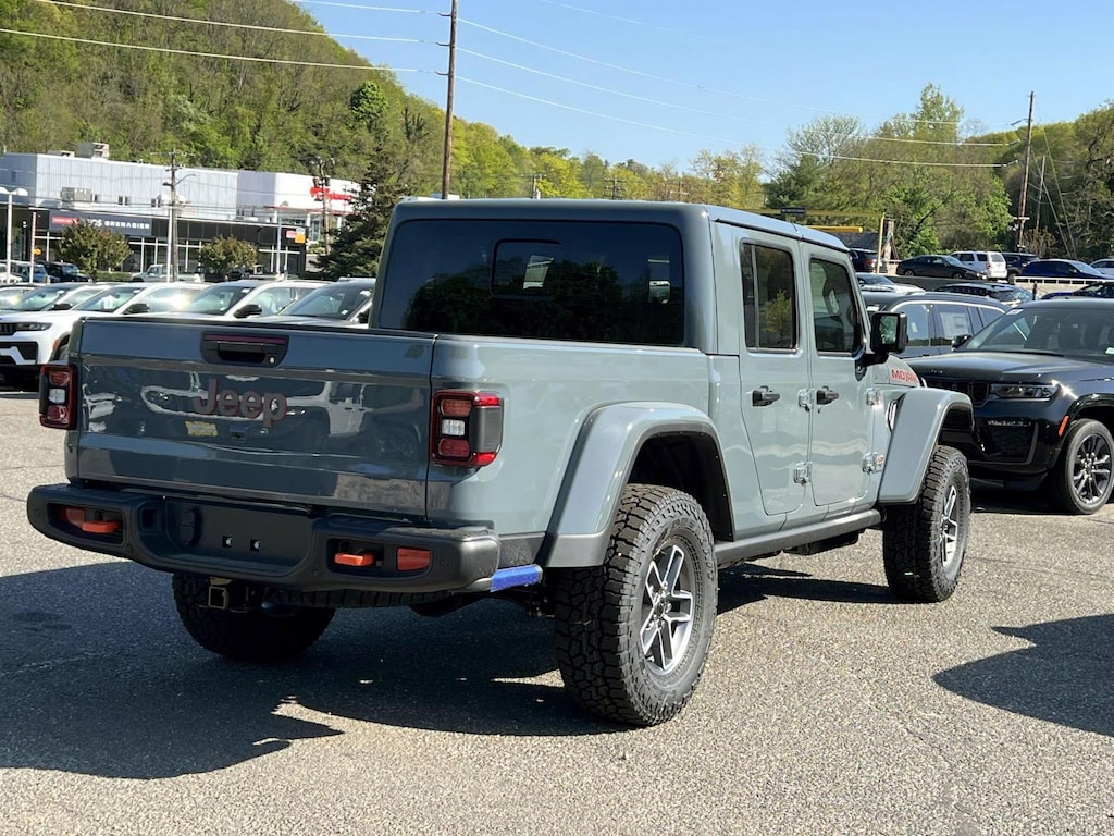 New 2026 Jeep Gladiator MOJAVE X 4X4 Pickup