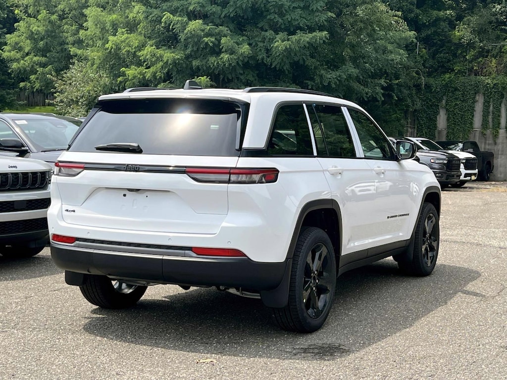 New 2026 Jeep Grand Cherokee Limited Sport Utility