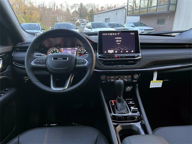 2026 Jeep Compass Limited Altitude photo 4