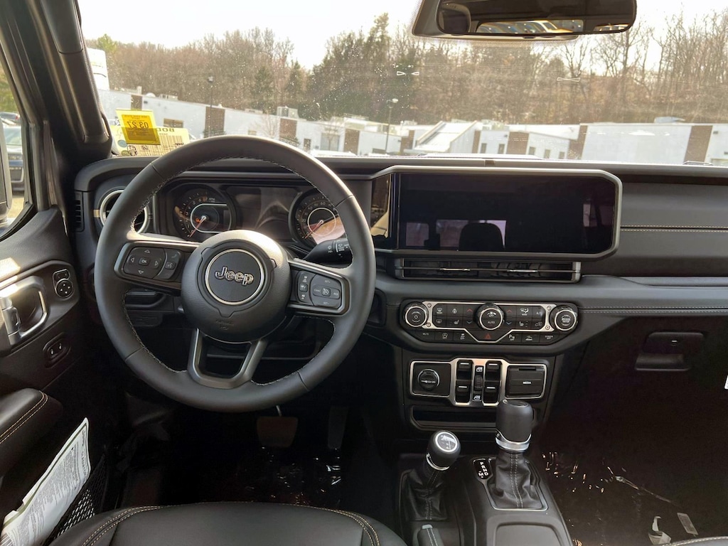 New 2026 Jeep Gladiator Sahara Pickup