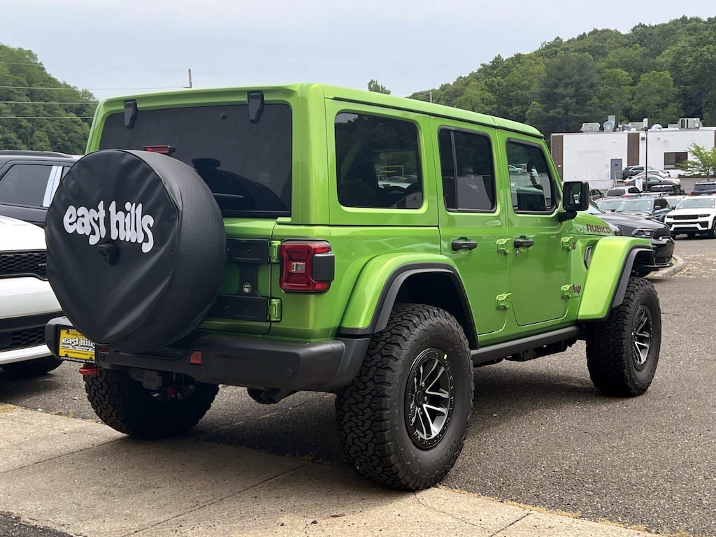 New 2026 Jeep Wrangler Rubicon X Sport Utility