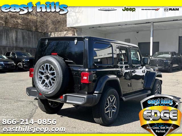 2025 Jeep Wrangler Sahara photo 2