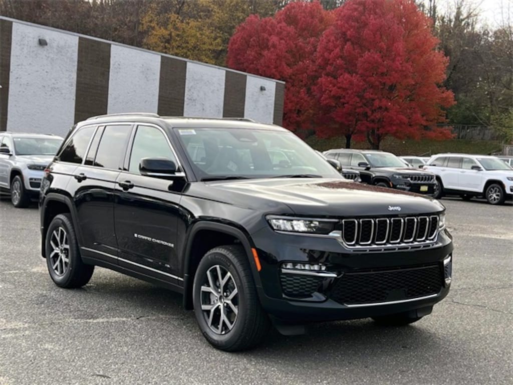 New 2025 Jeep Grand Cherokee LIMITED 4X4 Sport Utility
