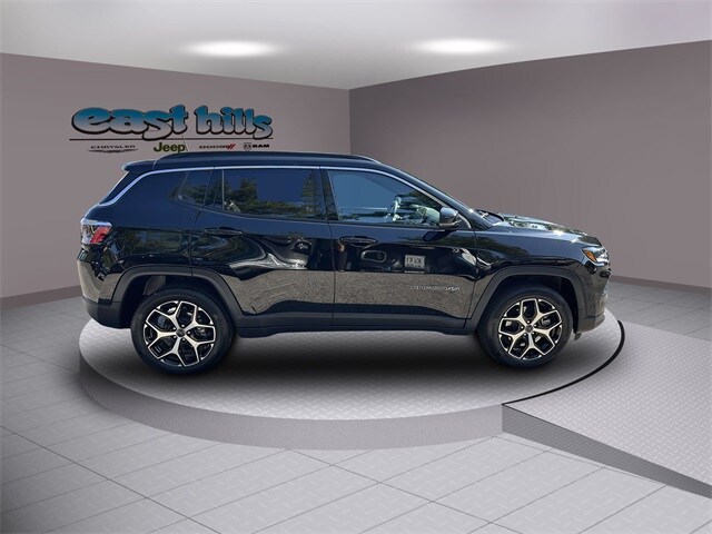 2025 Jeep Compass Limited photo 2