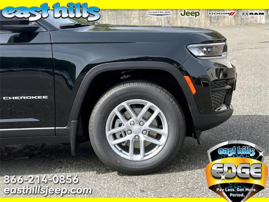 New 2025 Jeep Grand Cherokee LAREDO X 4X4 Sport Utility