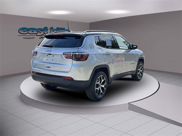 2025 Jeep Compass Limited photo 3