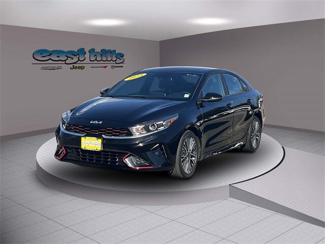 2023 Kia Forte GT-Line photo 3