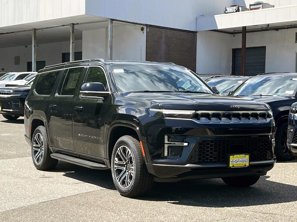 New 2026 Jeep Grand Wagoneer L 4X4 Sport Utility