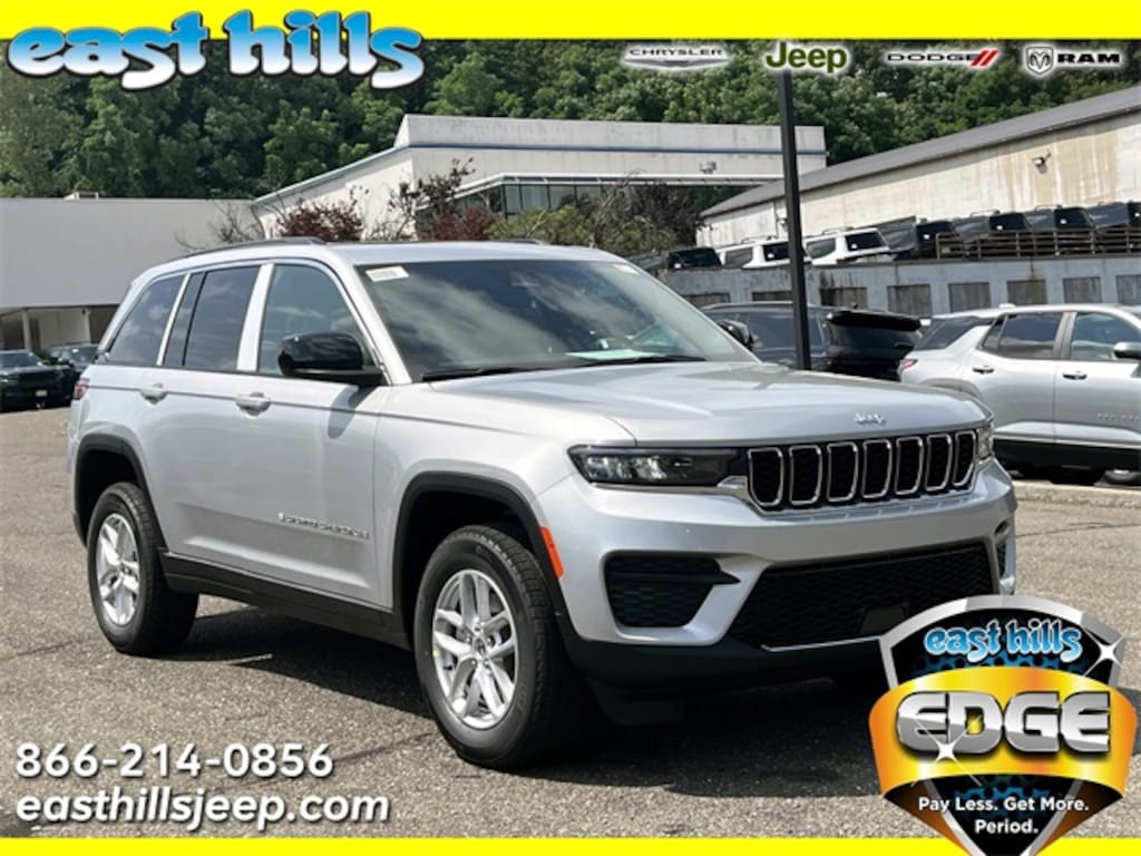 New 2025 Jeep Grand Cherokee LAREDO X 4X4 Sport Utility