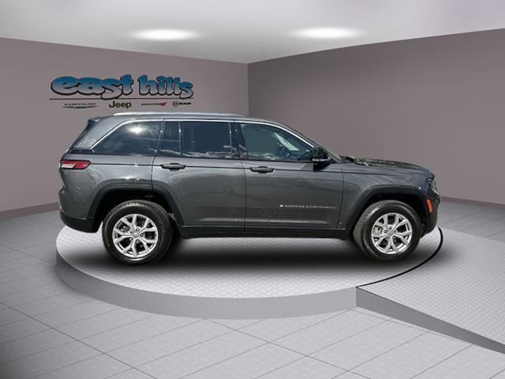 Used 2022 Jeep Grand Cherokee Limited SUV