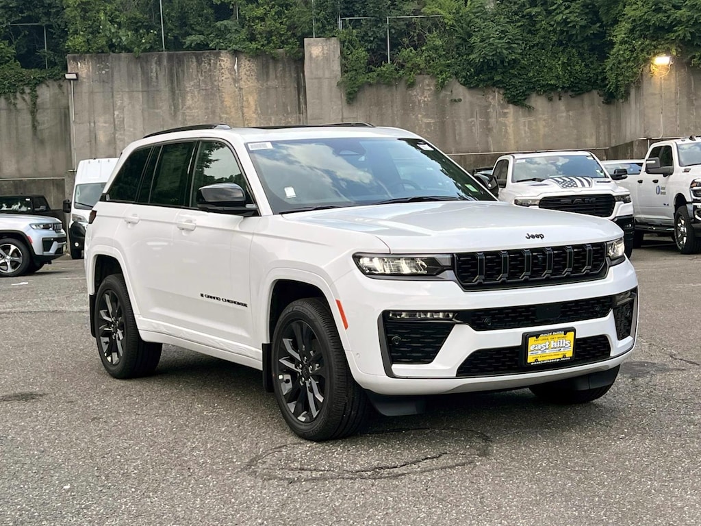 New 2026 Jeep Grand Cherokee LIMITED RESERVE 4X4 Sport Utility