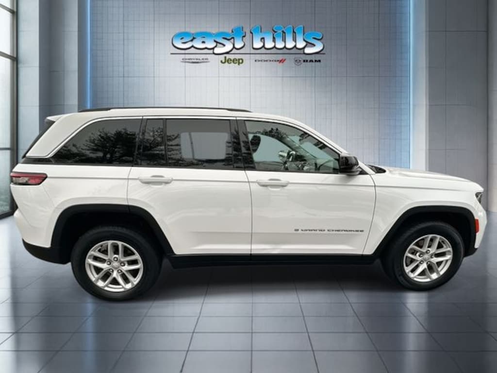 Certified 2024 Jeep Grand Cherokee Laredo X SUV