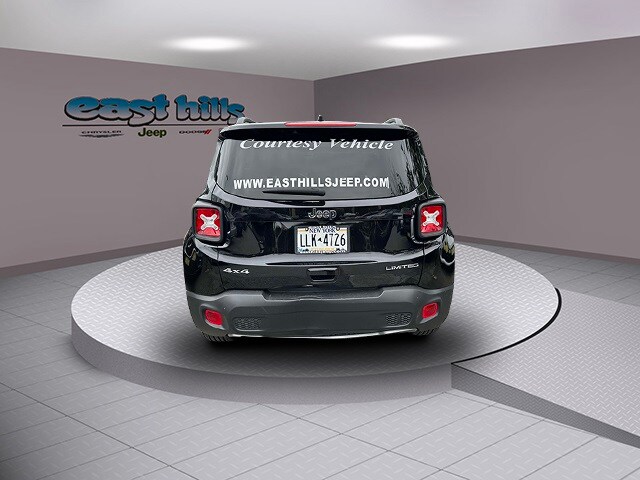2023 Jeep Renegade Limited photo 4