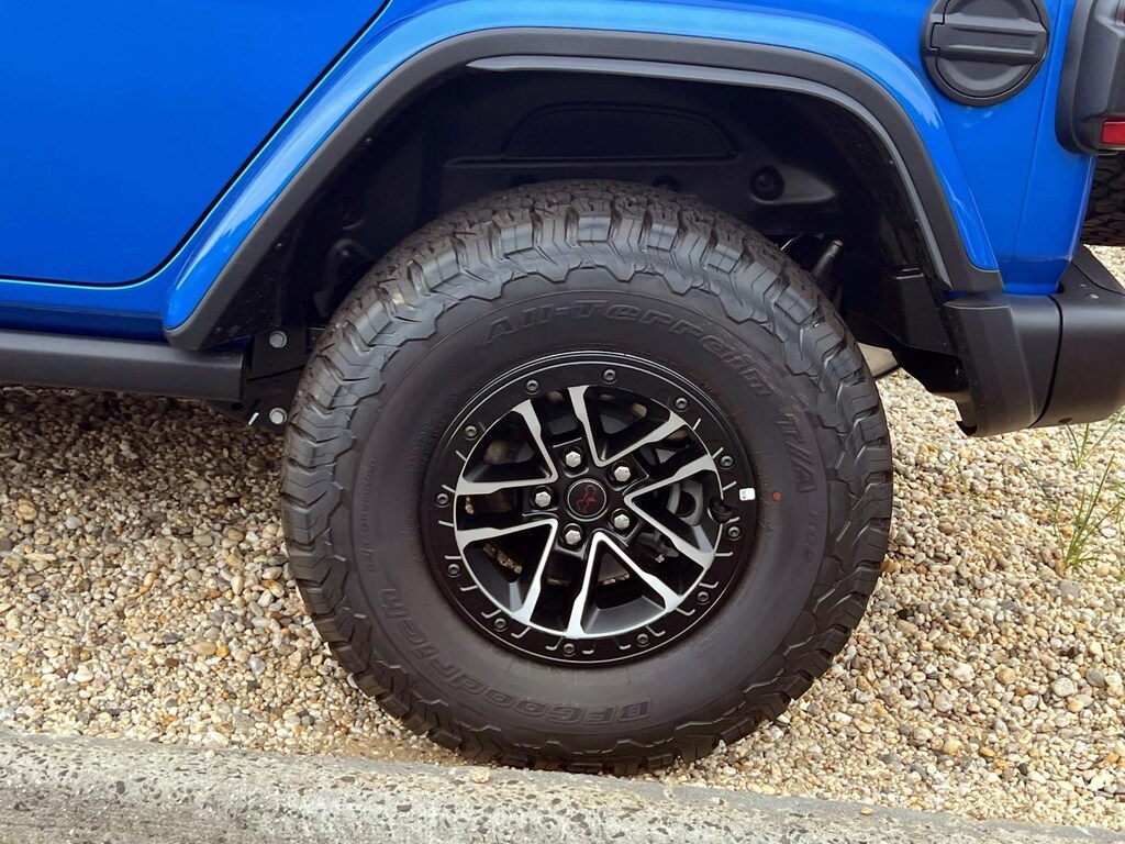 New 2026 Jeep Wrangler Rubicon X Sport Utility