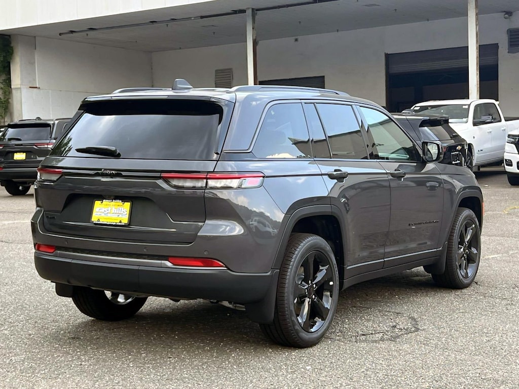 New 2026 Jeep Grand Cherokee Limited Sport Utility