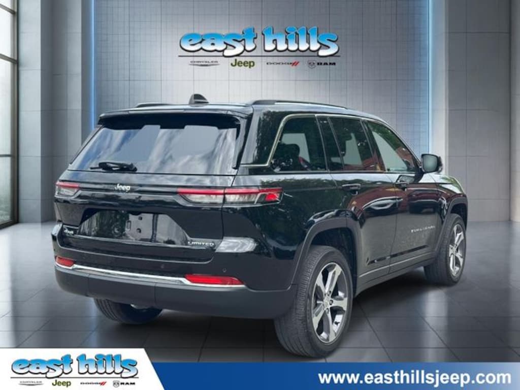 Certified 2023 Jeep