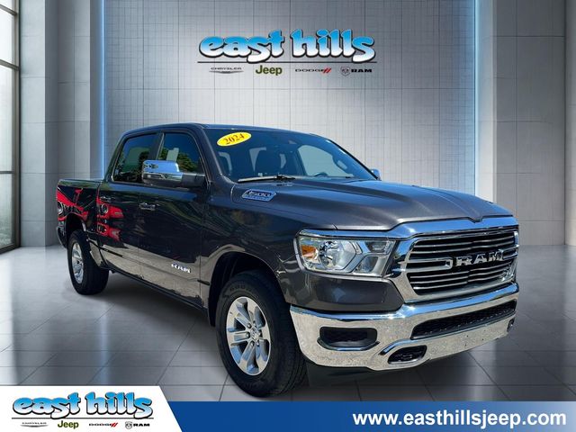 2024 RAM 1500 Laramie 4x4 Crew Cab 5'7's photo