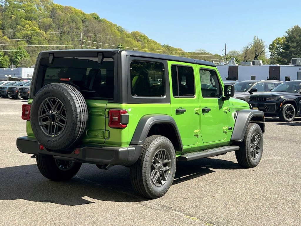 New 2026 Jeep Wrangler 4-DOOR SPORT S Sport Utility
