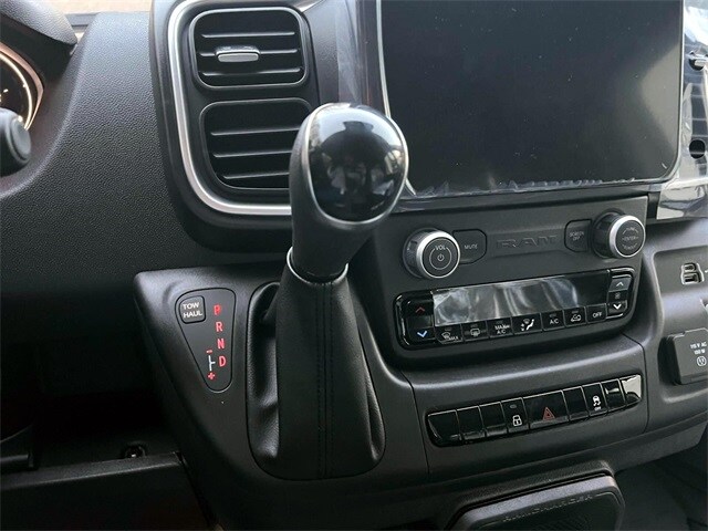 2026 Ram ProMaster 1500 SLT Cargo Van photo 4