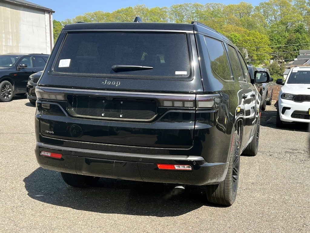 New 2026 Jeep Grand Wagoneer LIMITED RESERVE 4X4 Sport Utility