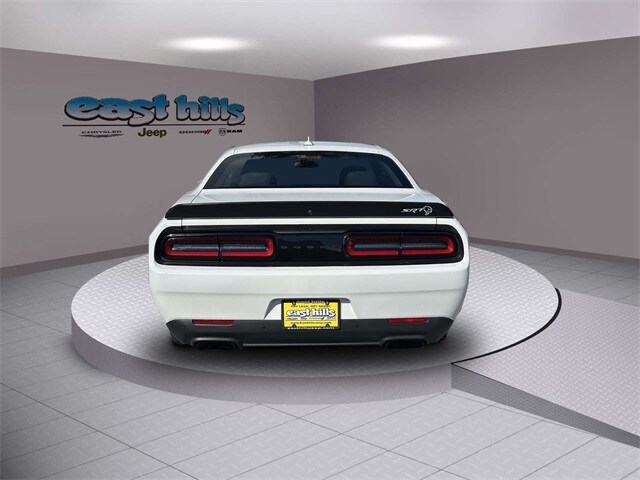 2022 Dodge Challenger SRT8 Hellcat Redeye photo 4