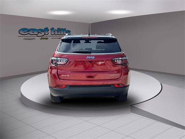 2025 Jeep Compass Limited photo 4