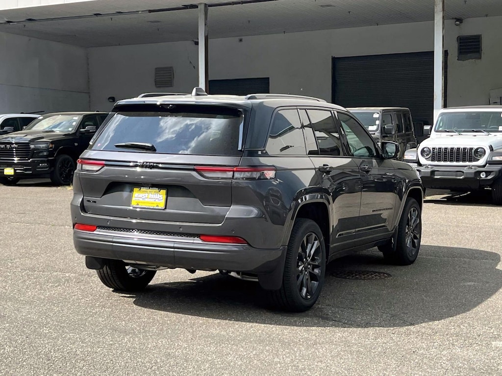 New 2026 Jeep Grand Cherokee Limited Reserve Sport Utility