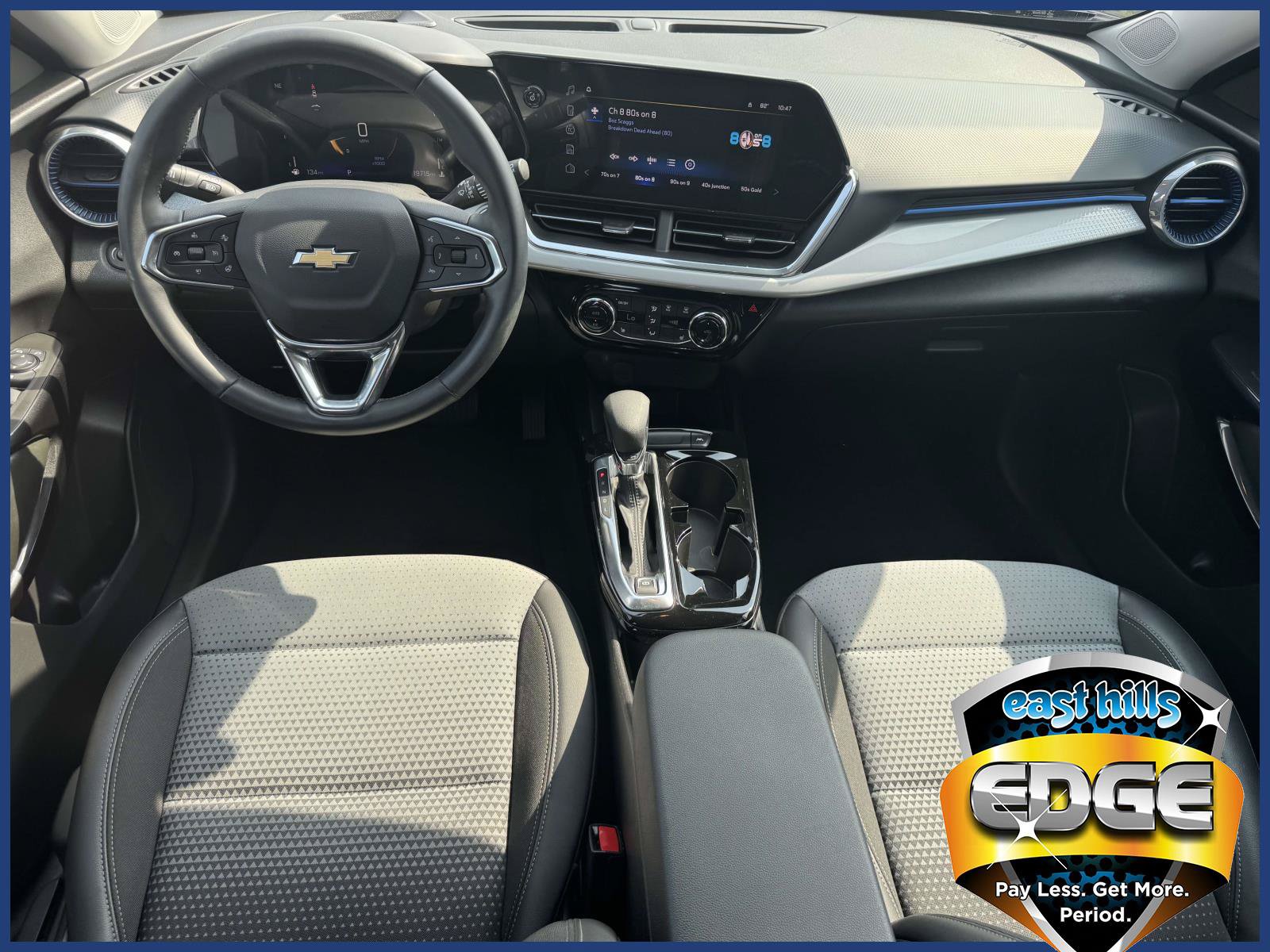 2024 Chevrolet Trax LT - Photo 12