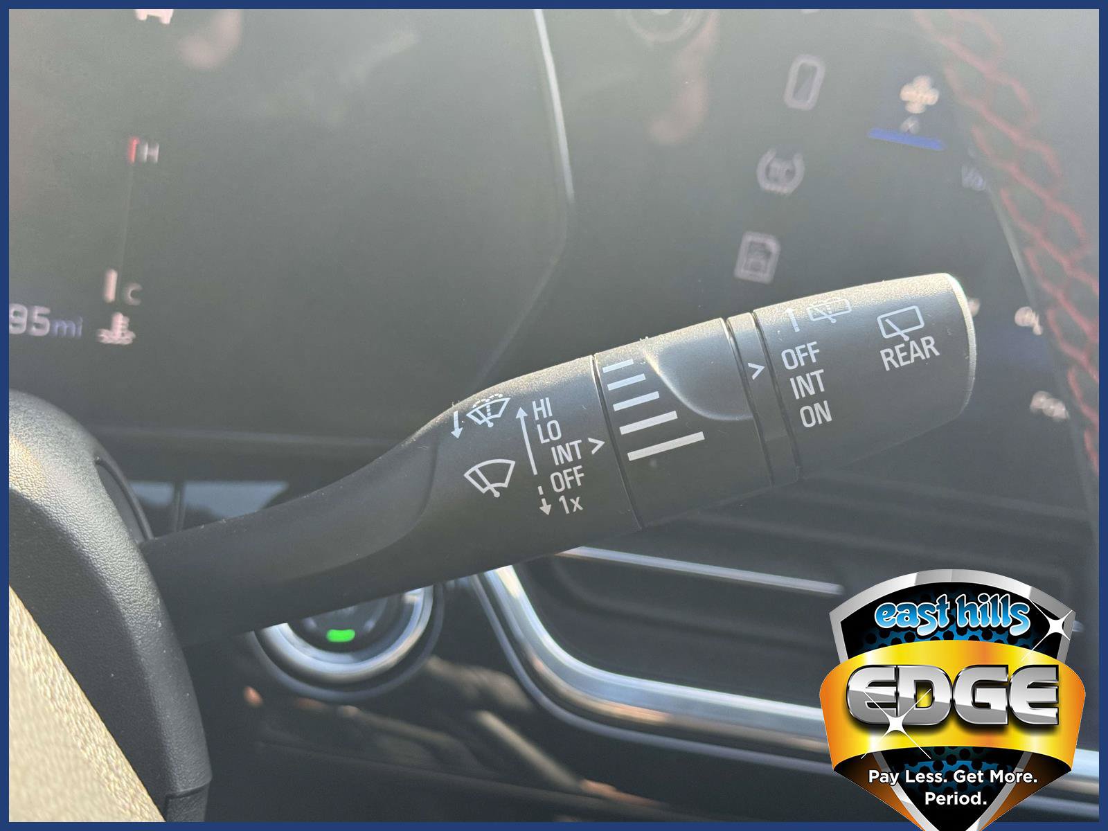2024 Chevrolet Trax RS - Photo 21