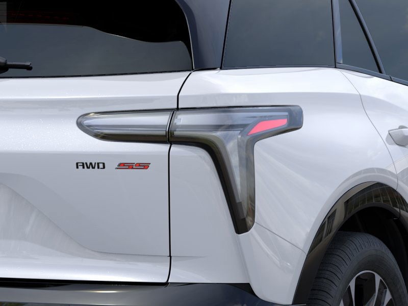 2026 Chevrolet Blazer EV SS - Photo 11
