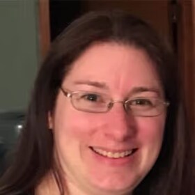 Staff member Heather Pepino from ID_4dbe1f