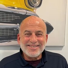 Staff member Billy Schneider from ID_1640c9