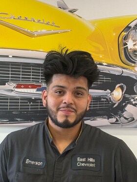 Staff member Emerson Lopez from ID_43608c