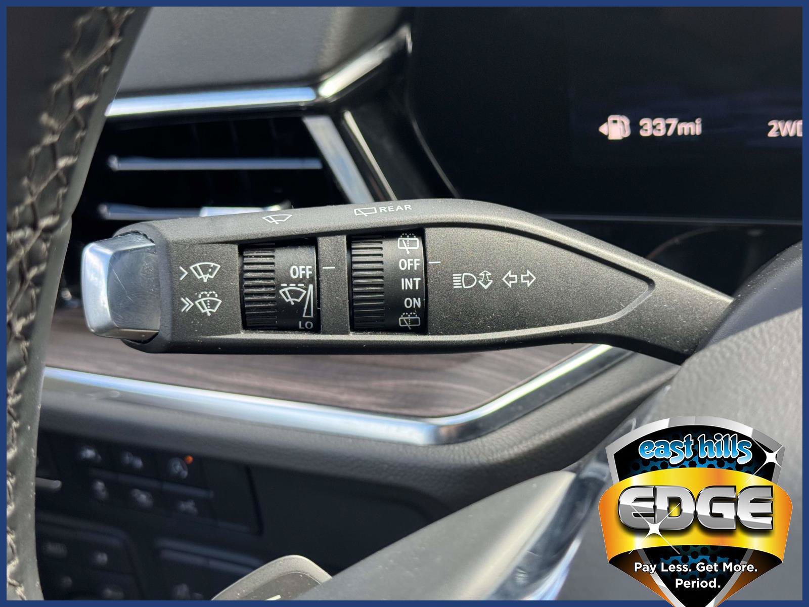 2025 Chevrolet Suburban LT - Photo 22