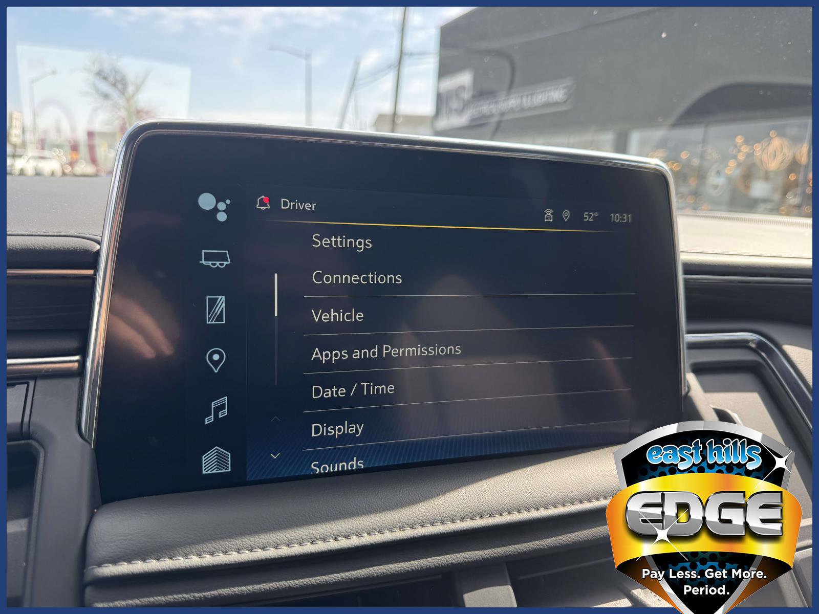 2024 Chevrolet Suburban LT - Photo 19