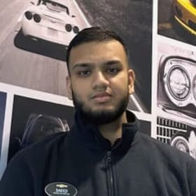 Staff member Saeed Mohamed from ID_5628fd