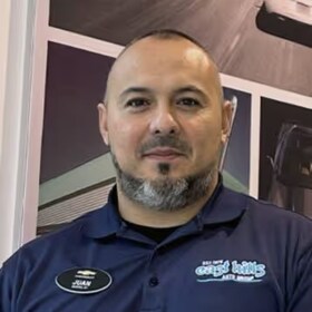 Staff member Juan Nadal from ID_5628fd