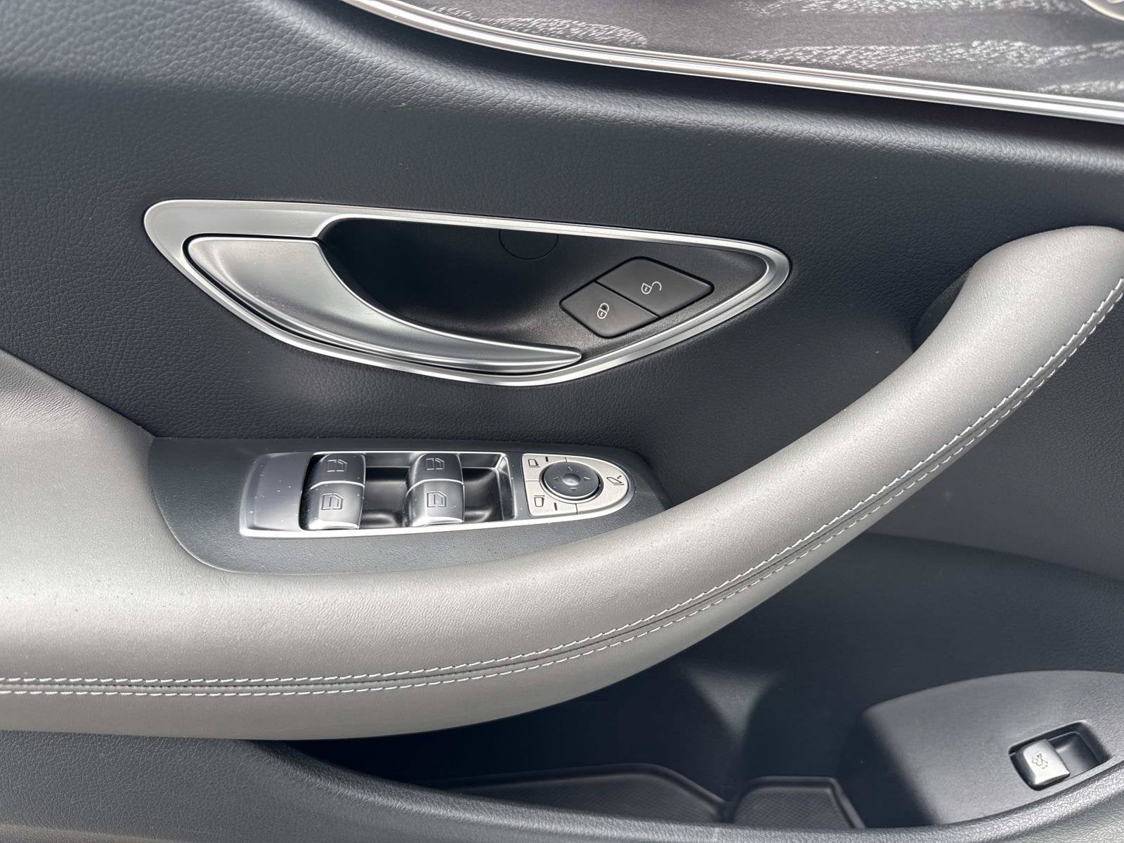 2023 Mercedes-Benz E-Class 18