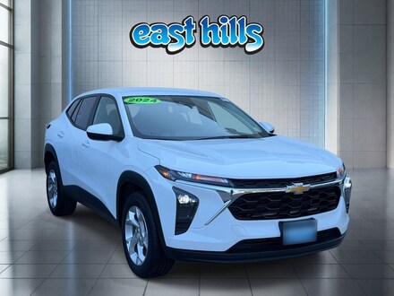 2024 Chevrolet Trax LS SUV