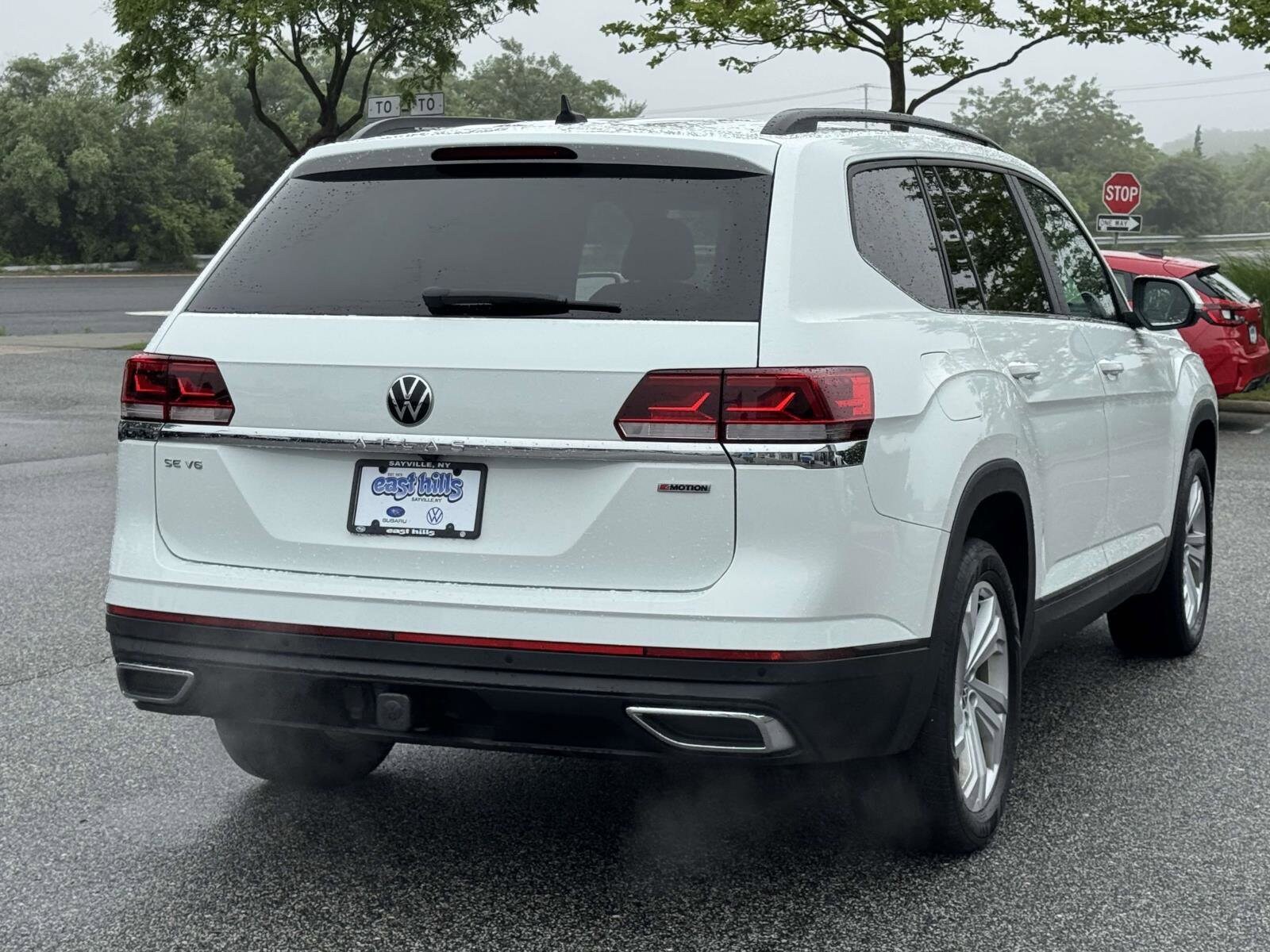 2022 Volkswagen Atlas SE w/Tech - Photo 5