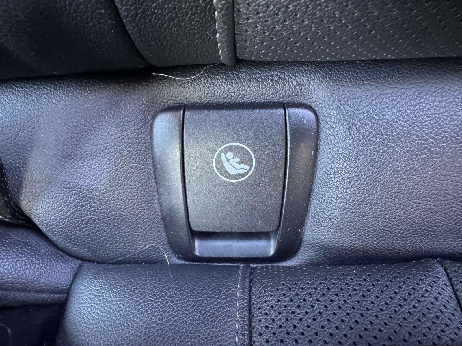 2022 BMW 5 Series 530i - Photo 14
