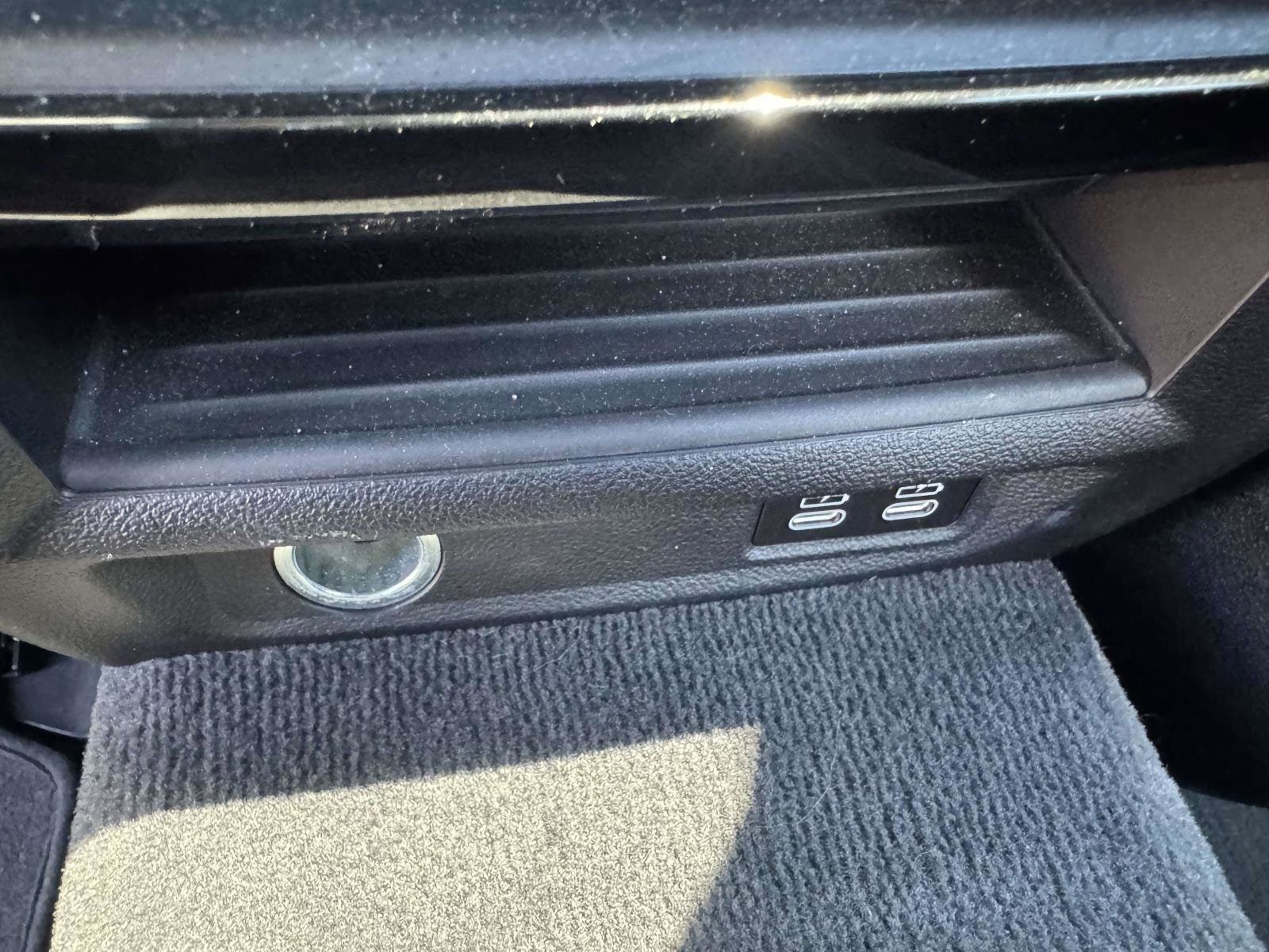 2022 BMW 5 Series 530i - Photo 15