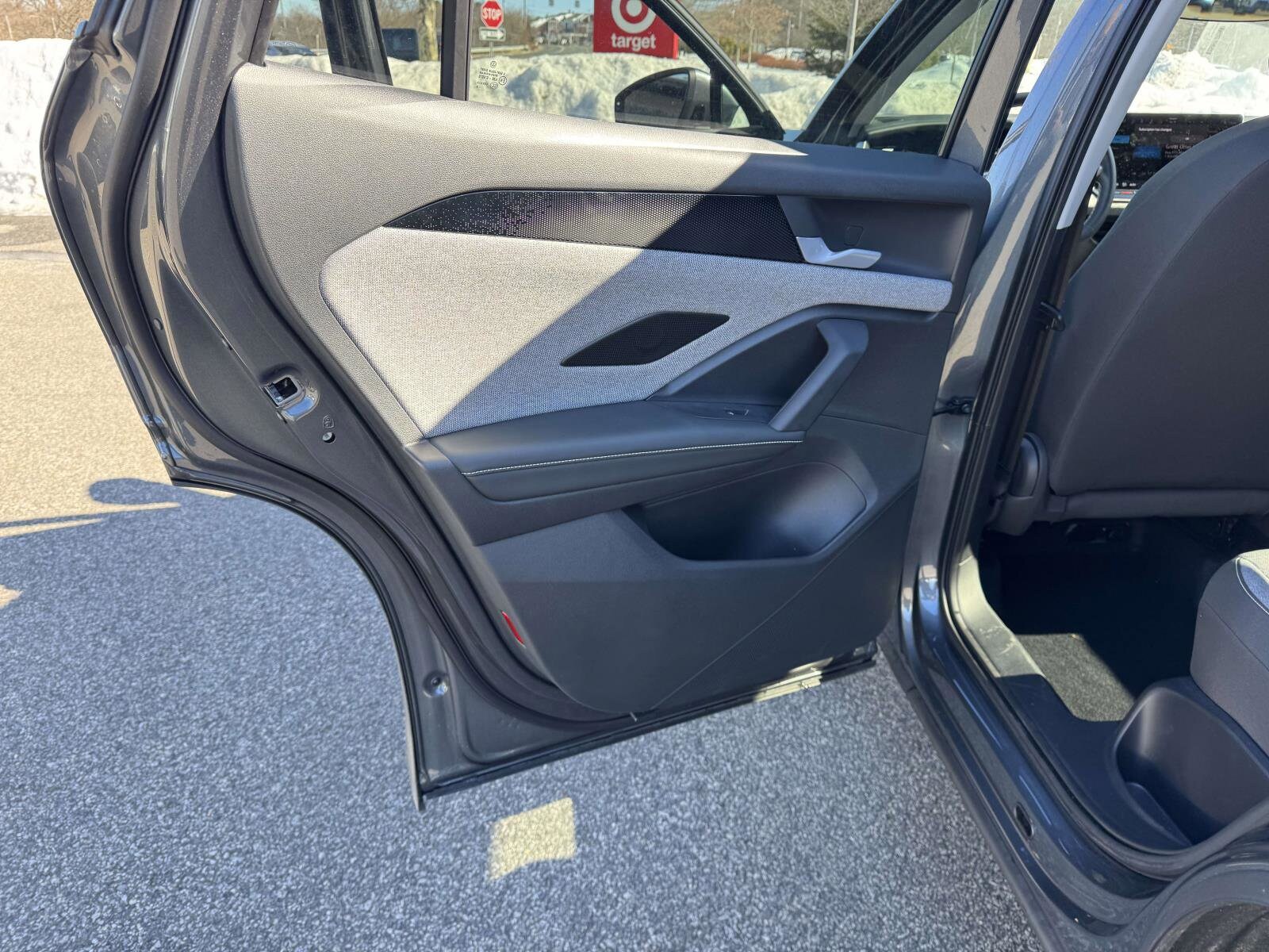 2025 Volkswagen Tiguan S - Photo 14